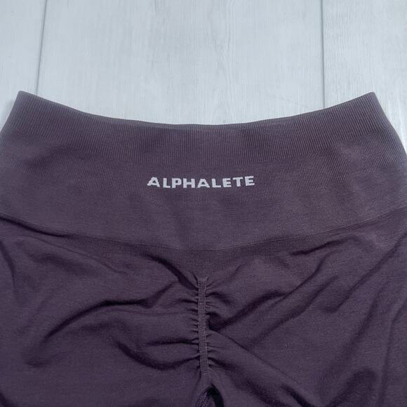 Alphalete AMPLIFY SHORT 4.5" Seamless Shorts Women's Size Medium Purple - Picture 5 of 11